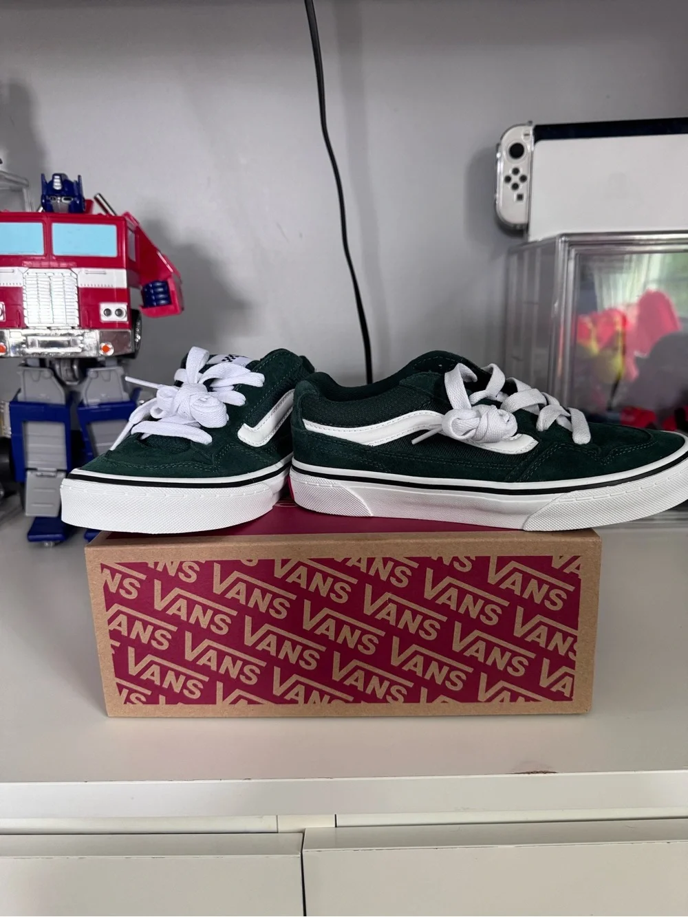 Vans Green and White Kids Old Skool Skate Shoe